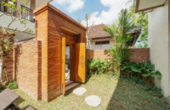 Komala Homestay by ecommerceloka Hotels near Paradise Pictures Bali