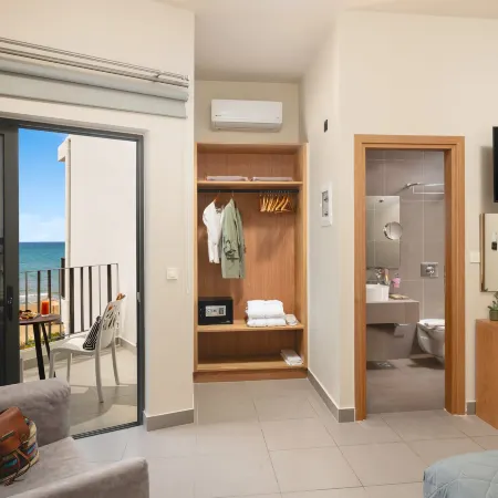 Elia Agia Marina Hotel