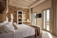 Enalion Suites Sifnos Hotels in Chrisopigi