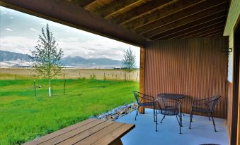 McAllister Inn & Lodging