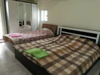 Wattanakham Serviced Apartment Hôtels à : Sawankhalok