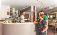 Granada Conference, Wellness and Sport Hotel - bar