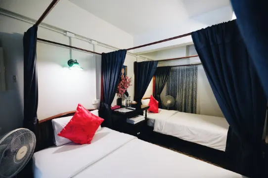 ห้องเตียงแฝด พร้อมห้องน้ำรวม