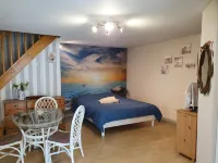 Le Relais de la Cure Hotels in Saint-Aubin-la-Plaine