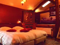 House Full of Charm & Comfort, Great Calm, Large Sauna, Large Hot Tub