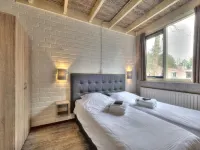 Restyled Bungalow with Dishwasher Near Nature Reserve