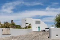 Neptune Luxury Suites Hotels in Akrotiri