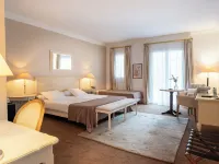 Logis Hôtels Auberge du Rédier コロマールのホテル