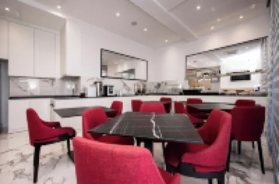 G Star Hotel Hotels in Sutomore