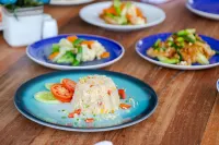Pinnacle Grand Jomtien Resort and Beach Club - breakfast