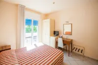 Alba Hotel فنادق في Marina Romea