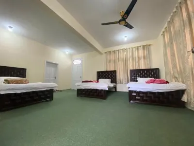 Qashqar Heights Hotels near Park