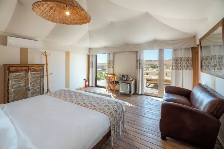 Inara Camp Отели рядом с достопримечательностью «Lets Go 2 Morocco»