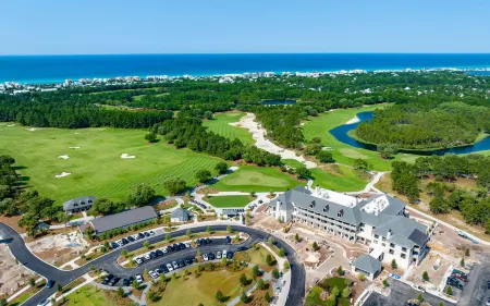 Camp Creek Inn Отели рядом с достопримечательностью «Alys Beach»