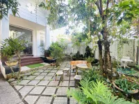 Homestay Co Gai Viet Hotels near Công viên Vincom Xuân Khánh