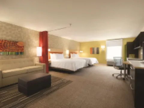 愛荷華城科拉爾維爾希爾頓惠庭套房酒店 科拉爾維爾酒店