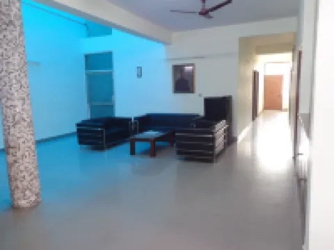 Hotel Akash Palace