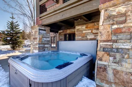 Park City Prh-685 Hot Tub Kbm Resorts