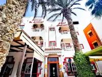 Hôtel Auberge du Littoral Hotels in 