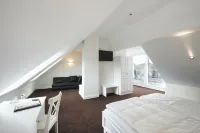 Schloss Hotel Burgbrohl Hotels in Weibern