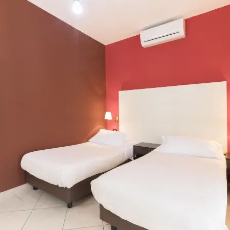 Hotel la Baia Отели в г. Бари