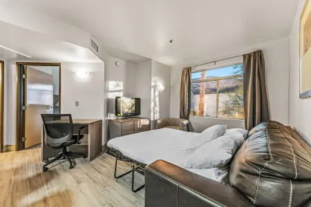 Metro Chandler Extended Stay