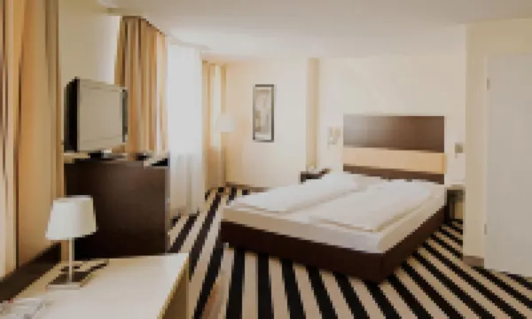 Bristol Hotel - Frankfurt City - Central Station