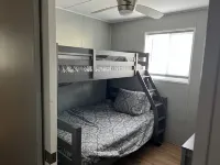 Reel Therapy 3 bedroom houseboat