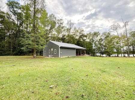 Charming Lakefront Cabin