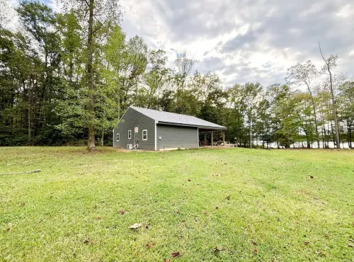 Charming Lakefront Cabin