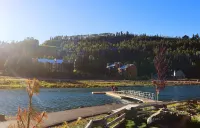 Slope-Side, Swim, Ski & Play