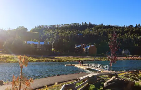 Slope-Side, Swim, Ski & Play