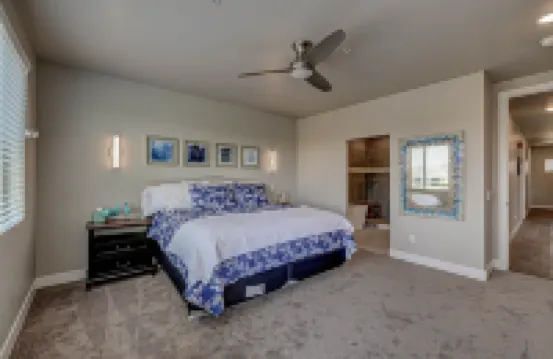 Golfers Getaway in Secluded and Quiet Setting, Golf Course and Mountain Views!