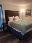 1085 Cozy 1 Bedroom Condo on Mobile Bay