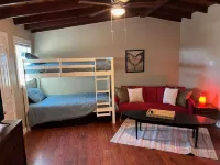 All Inclusive Amenities:Kayak,Sup,Pedal Boat,PingPong,Pickleball,Movie Nt &More! Hotel a Nice