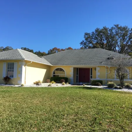 Beautiful Home With Heated Pool In A Nice Neighborhood