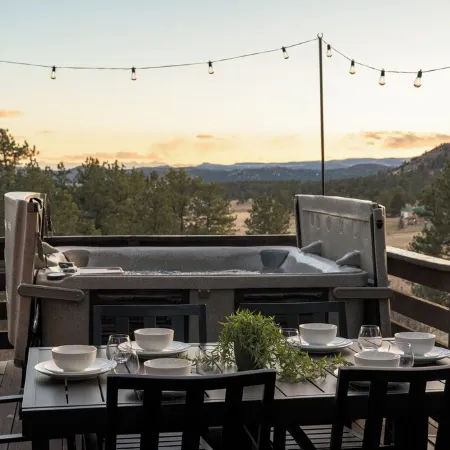 Charming Mtn Cabin Getaway - Hot Tub, Stunning Views, Fire Pit  & 4 Acres