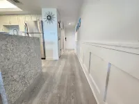 ✨Oceanfront🌊 Breathtaking View🏖️ Central Location📍 Pool🏊‍♂️ Modern Elegance✨