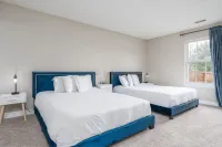 Tranquil Oasis with Private Patio - Charming Modern Retreat Hotels in Washington Township