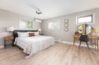 Charming Farm Retreat with Modern Comfort - Exquisite Tranquility Escape