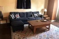 The Desert Rose: Cheerful 3 Bedroom in Great Location!