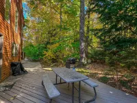 Hot Tub, Game Room and Fire Pit - Charming Spacious Retreat