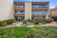 Oceanfront Access and Heated Swimming Pool - Charming Coastal Retreat