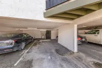 Charming Condo with Fireplace and Workspace - Beautiful Retreat