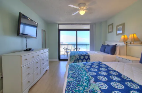 Exclusive Balcony and Resort Amenities - Delightful Ocean View