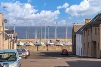 Fisherman's Rest - seaside getaway - beaches - golf - 5 mins walk to sea