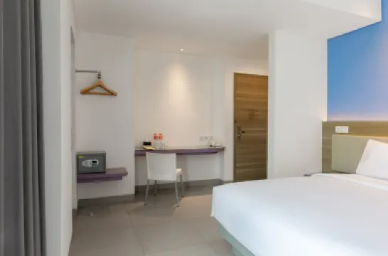 Amaris Hotel Slipi Hotels near Tanah Abang station