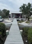 Private historical completely renovated cottage with  60 ft dock on Sarasota Bay