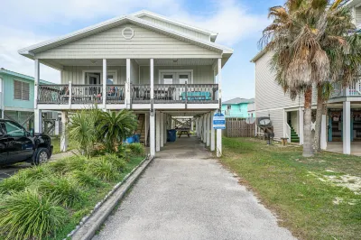 Come on Back 1 Block to Beach Access Hotels in Gulf Shores