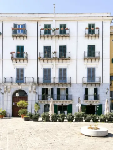 Kalamarina Rooms Hotels near Porta Felice